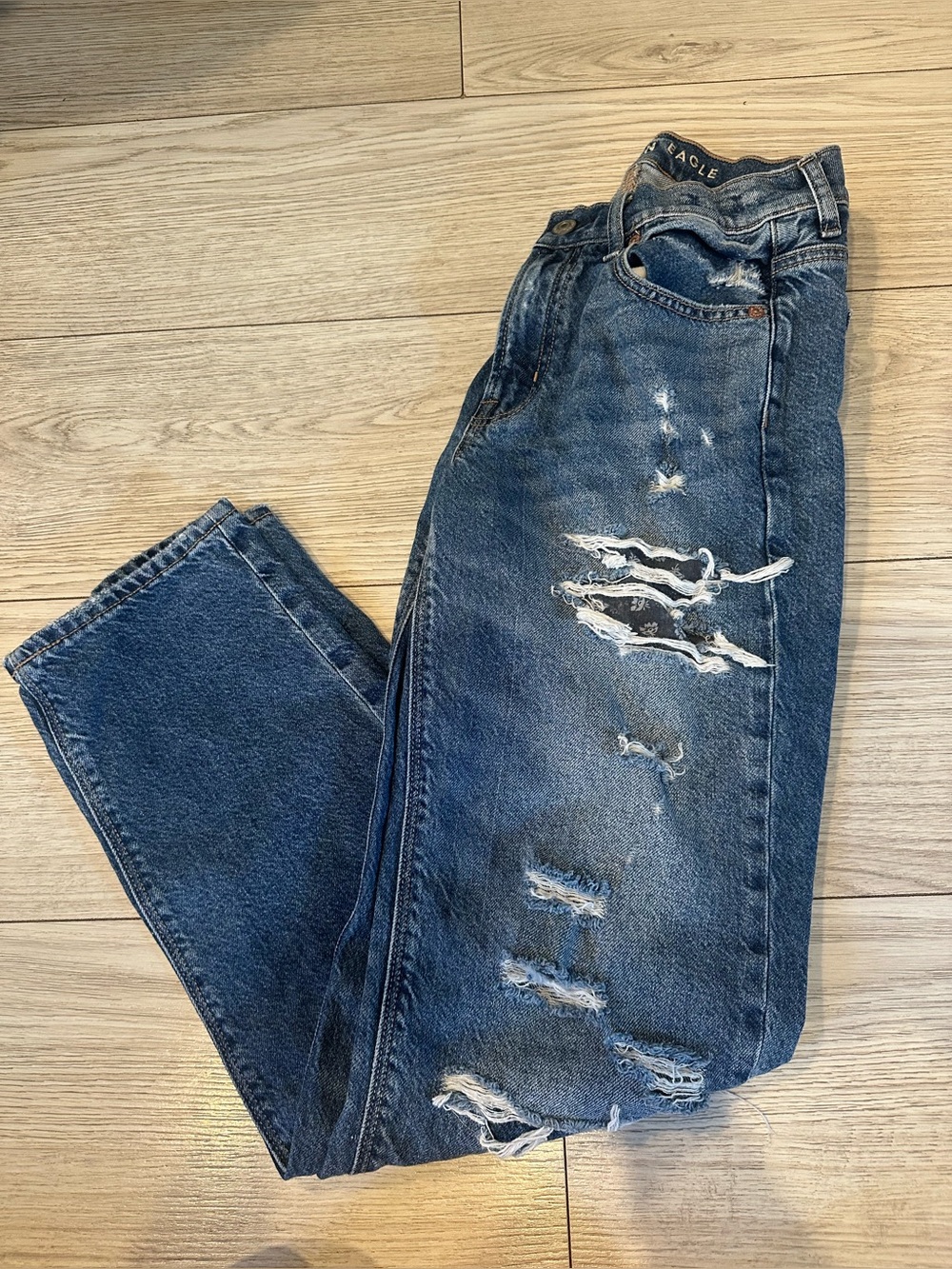 American Eagle size 2 Distressed Dark Blue Mom Jeans